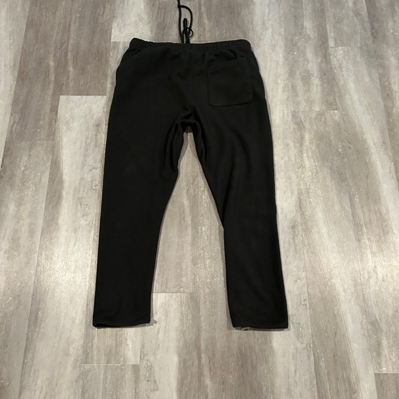 Fear of God Essentials Sweatpants (Black) XXL - Picture 6 of 8